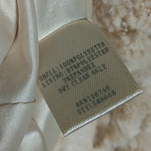 Swan Collection Plush Blazer Size Large Beige Satin Lined Collared Super Soft - Picture 7 of 9